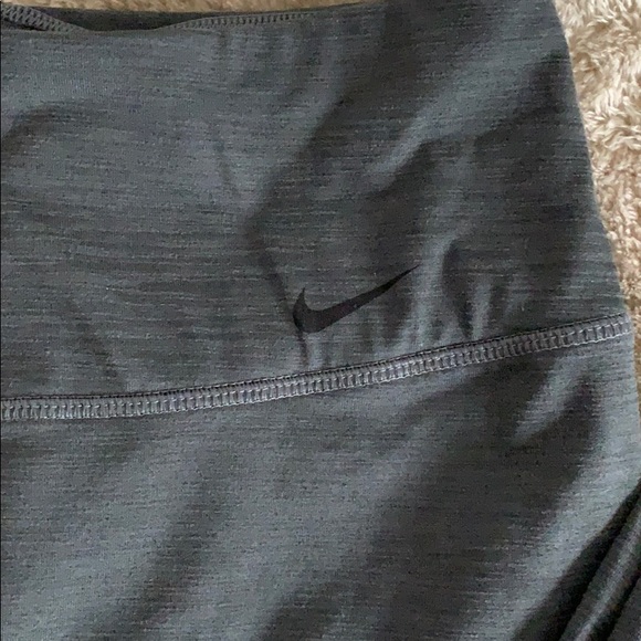 Nike Leggings- XS - Picture 2 of 5
